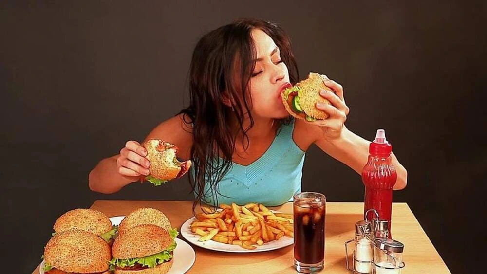 Heal Emotional Stress Eating Disorders: A Holistic Guide to Mindful Living and Wellness