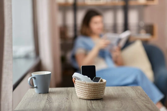 Why You Need a Digital Detox? How Detoxing Digitally Can Balance Hormones and Improve Health