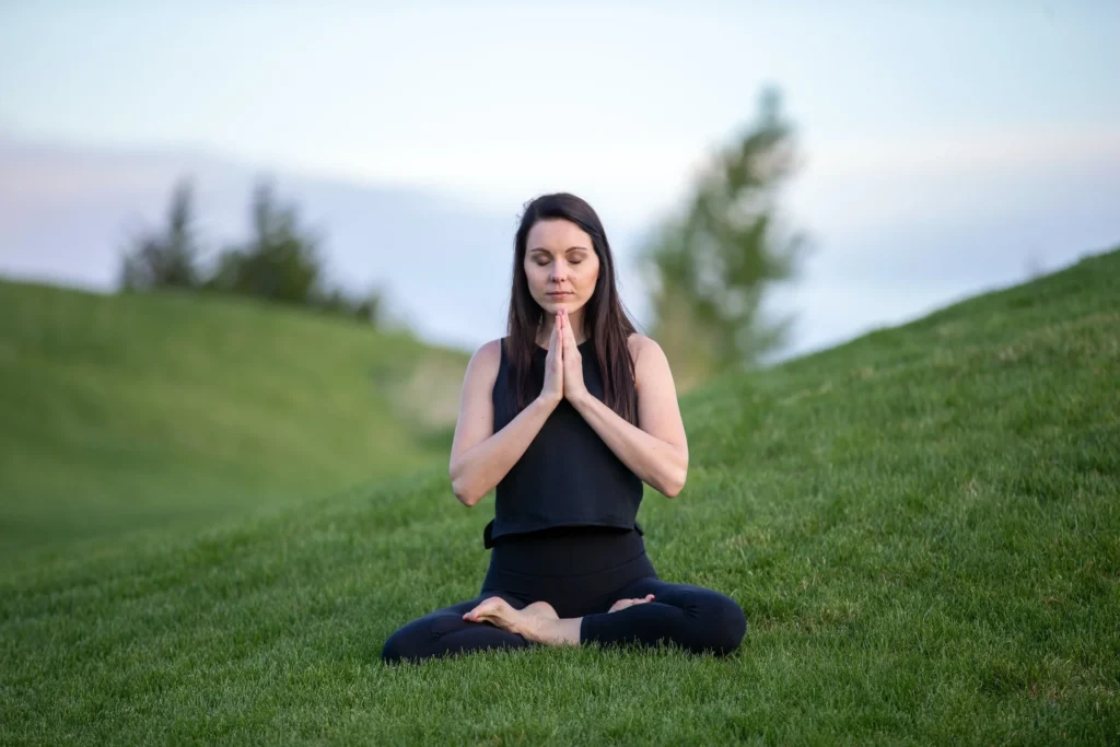 Top 8 Nature Retreats Near Delhi for Stress Recovery, Emotional Balance & Light Detox