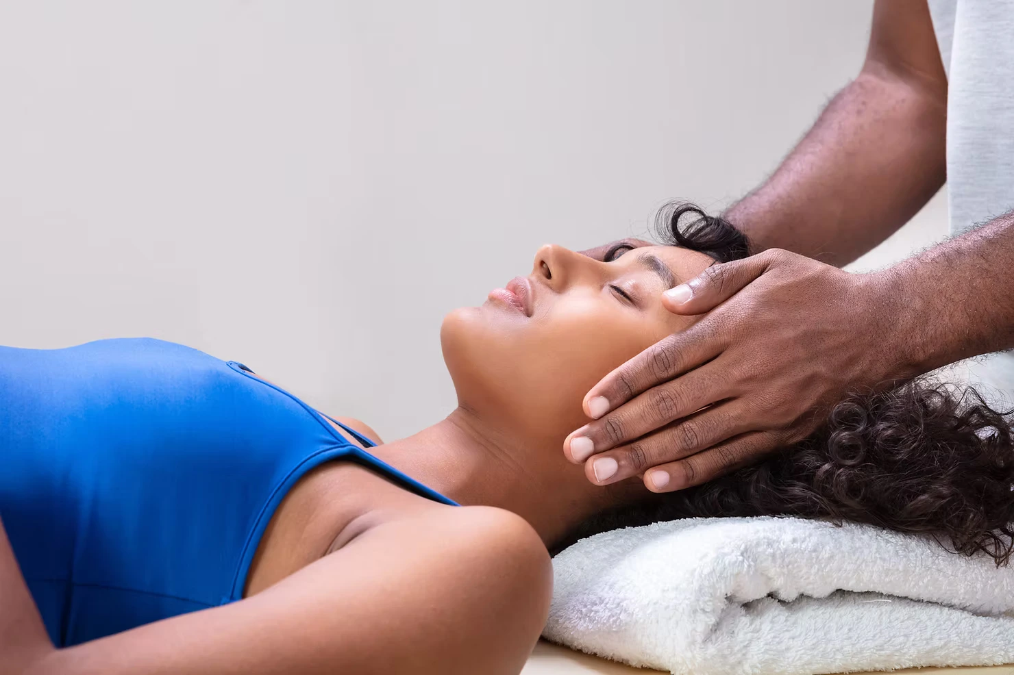 Understanding Craniosacral Therapy: How Sessions Work and Support Emotional Wellness